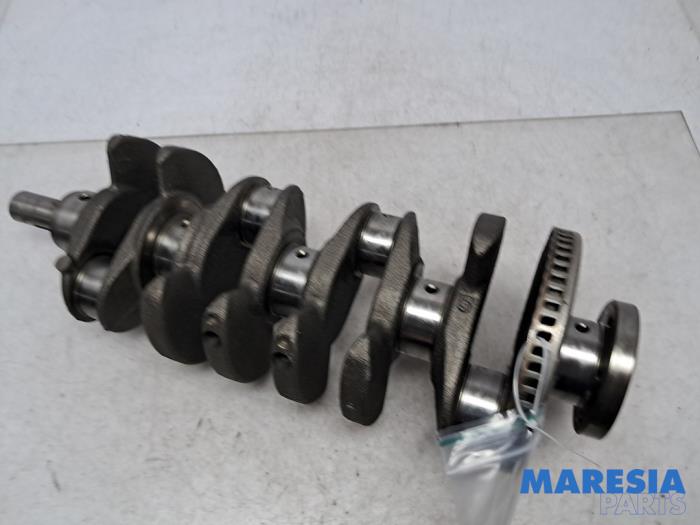 Używane Wal korbowy Alfa Romeo Brera (939) 2.2 JTS 16V Cena € 236,25 Procedura marży oferowane przez Maresia Parts