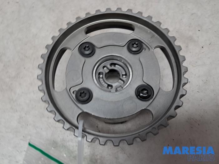 Begagnade Kamaxeldrev Peugeot 208 I (CA/CC/CK/CL) 1.0 Vti 12V PureTech Pris € 34,95 Marginaltabell erbjuds av Maresia Parts
