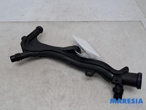 Begagnade Vattenrör Peugeot 208 I (CA/CC/CK/CL) 1.0 Vti 12V PureTech Pris € 24,99 Marginaltabell erbjuds av Maresia Parts
