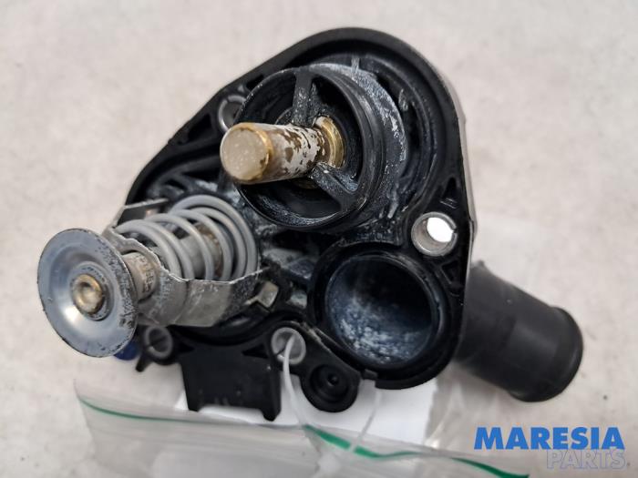 Begagnade Termostathus Peugeot 208 I (CA/CC/CK/CL) 1.0 Vti 12V PureTech Pris € 20,00 Marginaltabell erbjuds av Maresia Parts