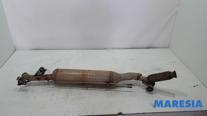 Używane Filtr czastek stalych Citroen Jumpy 2.0 Blue HDI 180 Cena € 603,79 Z VAT oferowane przez Maresia Parts