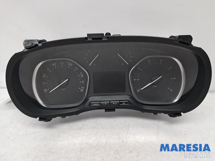 Begagnade Instrumentpanel Citroen Jumpy 2.0 Blue HDI 180 Pris € 205,69 Inklusive moms erbjuds av Maresia Parts