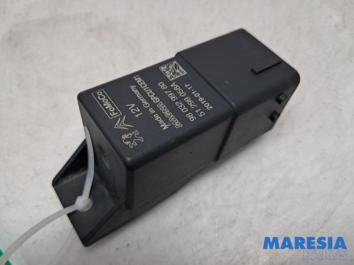 Begagnade Relä Citroen Jumpy 2.0 Blue HDI 180 Pris € 24,08 Inklusive moms erbjuds av Maresia Parts
