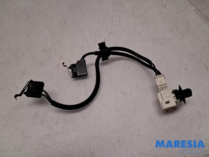 Gebrauchte Cabrio-Dachpositionssensor Peugeot 307 CC (3B) 2.0 16V Preis € 35,00 Margenregelung angeboten von Maresia Parts