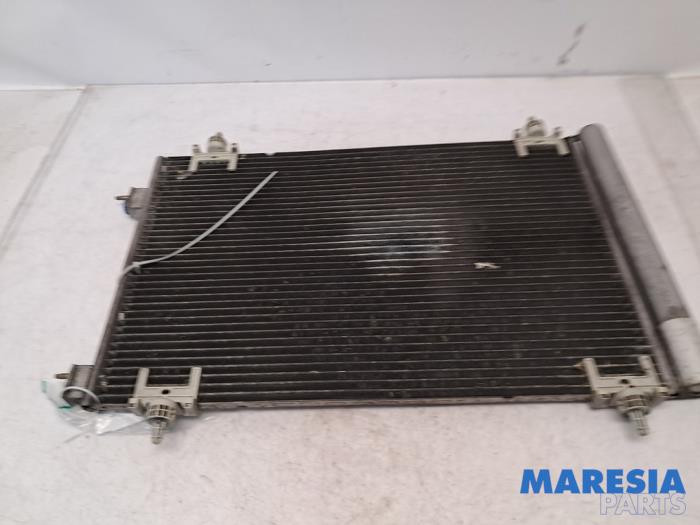 Gebrauchte Klima Kondensor Peugeot 307 CC (3B) 2.0 16V Preis € 25,33 Margenregelung angeboten von Maresia Parts