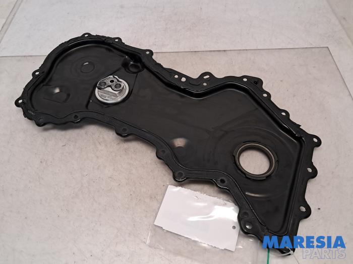 Usagé Couvercle de distribution Renault Master III (MA/MB/MC/MD/MH/MF/MG/MH) 2.3 dCi 135 16V FWD Prix € 42,35 Prix TTC proposé par Maresia Parts
