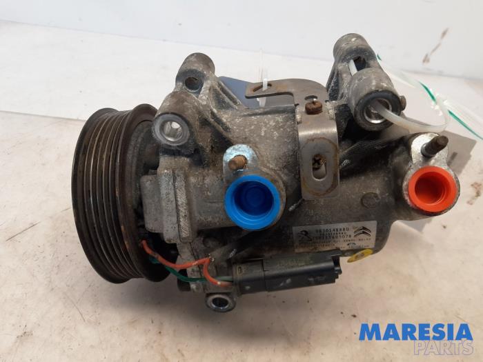 Usagé Compresseur de clim Opel Vivaro 2.0 CDTI 122 Prix € 157,29 Prix TTC proposé par Maresia Parts