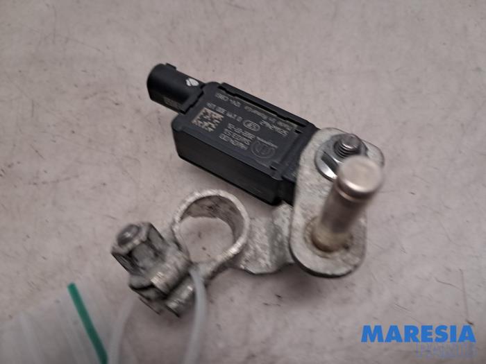 Begagnade Batterisensor Alfa Romeo Tonale 1.5 T Hybrid Pris € 29,00 Marginaltabell erbjuds av Maresia Parts