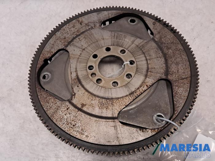 Usagé Couronne dentée Peugeot 307 CC (3B) 2.0 16V Prix € 50,00 Règlement à la marge proposé par Maresia Parts