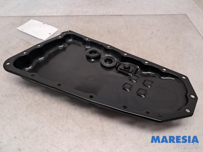 Gebrauchte Getriebedeckel Renault Megane III Grandtour (KZ) 2.0 16V CVT Preis € 50,00 Margenregelung angeboten von Maresia Parts