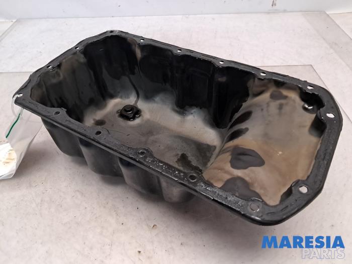 Usagé Couvercle carter Citroen Berlingo Cinqspace, Multispace 1.6 VTi 95 16V Prix € 24,99 Règlement à la marge proposé par Maresia Parts