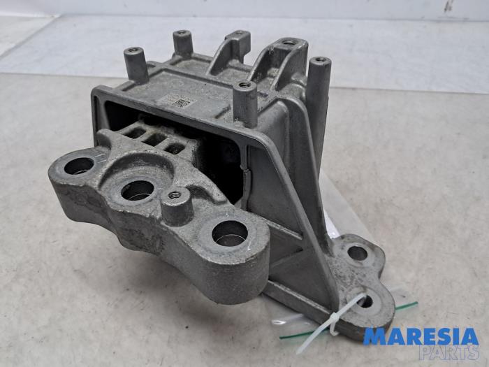 Begagnade Motorfäste Alfa Romeo Tonale 1.5 T Hybrid Pris € 87,50 Marginaltabell erbjuds av Maresia Parts