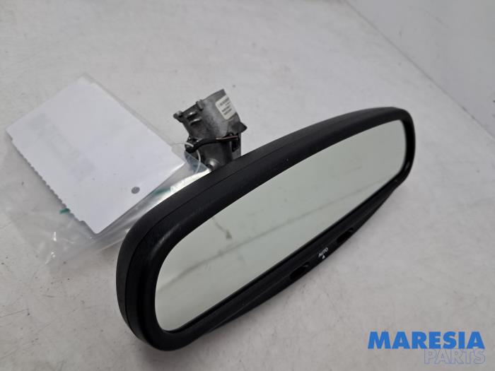 Begagnade Backspegel Citroen C5 III Berline (RD) 2.0 16V Pris € 40,00 Marginaltabell erbjuds av Maresia Parts