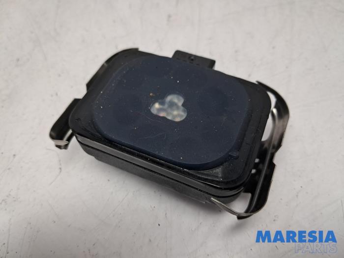 Begagnade Regnsensor Citroen C5 III Berline (RD) 2.0 16V Pris € 65,00 Marginaltabell erbjuds av Maresia Parts