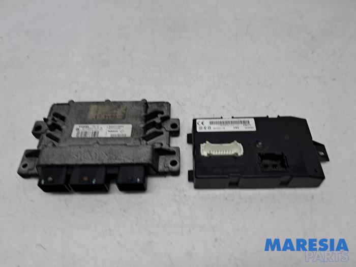 Used Engine management computer Renault Kangoo (KC) 1.2 16V Price € 175,00 Margin scheme offered by Maresia Parts