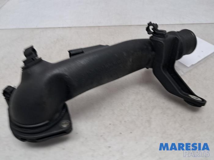 Gebrauchte Intercooler Rohr Fiat Panda (312) 0.9 TwinAir Turbo 85 Preis € 40,00 Margenregelung angeboten von Maresia Parts