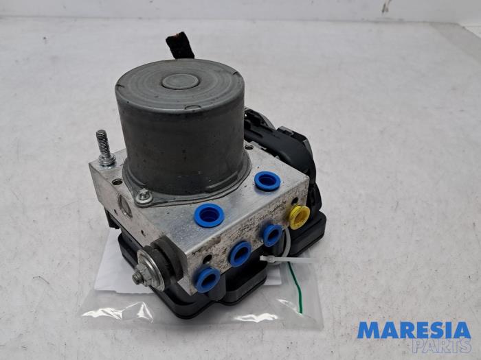 Begagnade ABS-pump Citroen Jumper (U9) 2.2 HDi 130 Pris € 361,79 Inklusive moms erbjuds av Maresia Parts