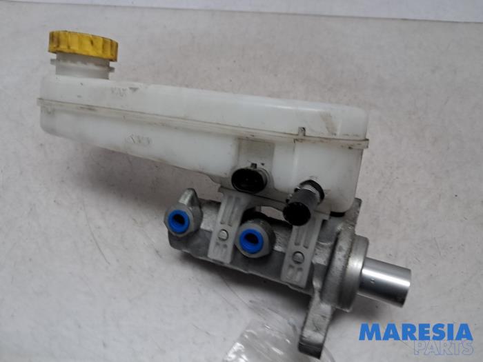 Usagé Cylindre de frein principal Citroen Jumper (U9) 2.2 HDi 130 Prix € 36,30 Prix TTC proposé par Maresia Parts