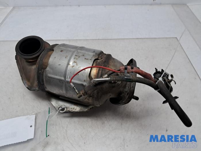 Używane Katalizator Citroen Jumper (U9) 2.2 HDi 130 Cena € 272,25 Z VAT oferowane przez Maresia Parts