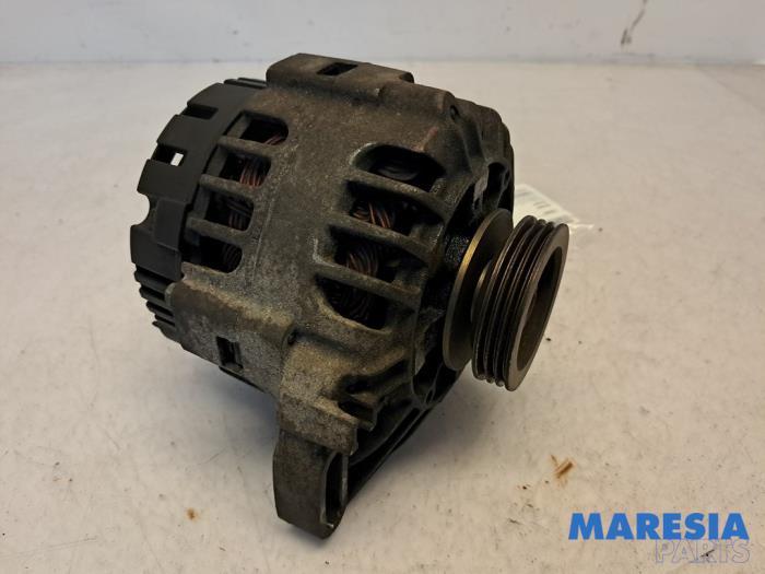 Used Dynamo Renault Kangoo (KC) 1.2 16V Price € 50,00 Margin scheme offered by Maresia Parts