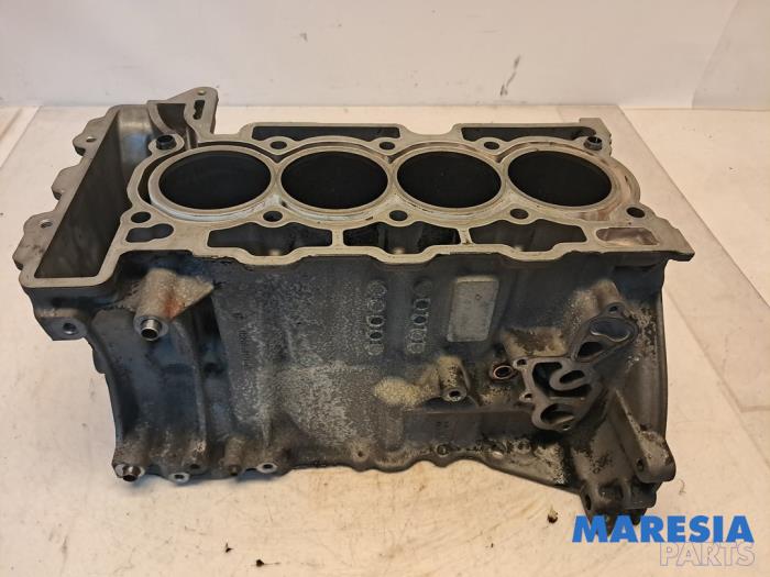 Used Engine crankcase Citroen DS3 (SA) 1.6 16V VTS THP 155 Price € 450,00 Margin scheme offered by Maresia Parts