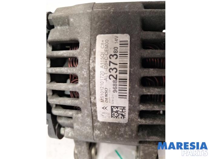 Dynamo van een Peugeot 208 I (CA/CC/CK/CL) 1.0 Vti 12V PureTech 2013