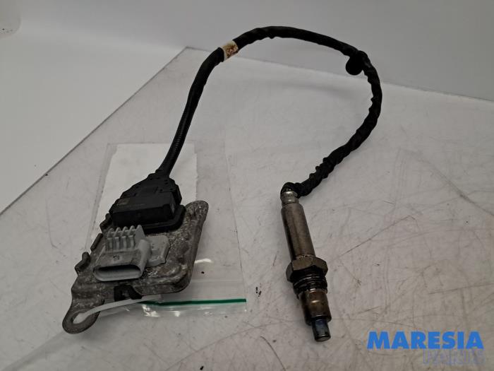 Usados Sensor Nox Peugeot 308 SW (L4/L9/LC/LJ/LR) 1.6 BlueHDi 120 Precio € 124,99 Norma de margen ofrecido por Maresia Parts