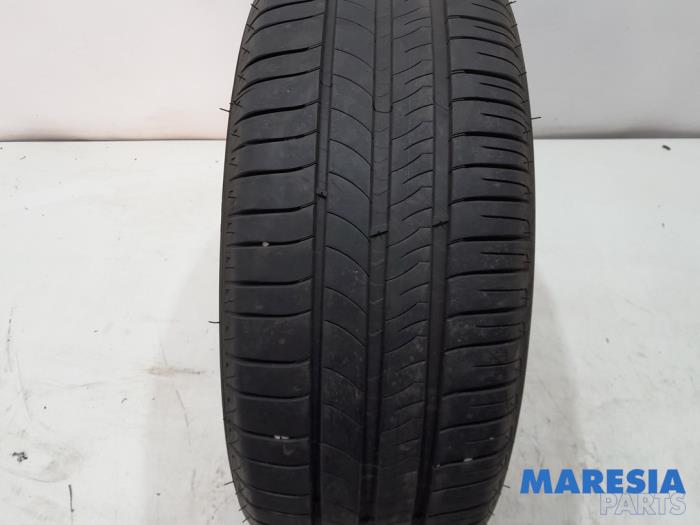 Begagnade Däck Peugeot 308 (L3/L8/LB/LH/LP) 1.2 12V e-THP PureTech 130 Pris € 40,00 Marginaltabell erbjuds av Maresia Parts