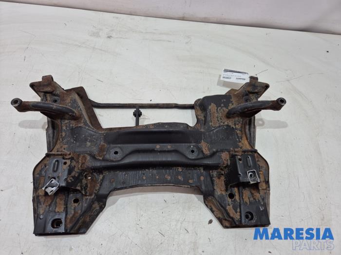 Usados Subchasis Peugeot 207/207+ (WA/WC/WM) 1.6 16V Precio € 75,00 Norma de margen ofrecido por Maresia Parts