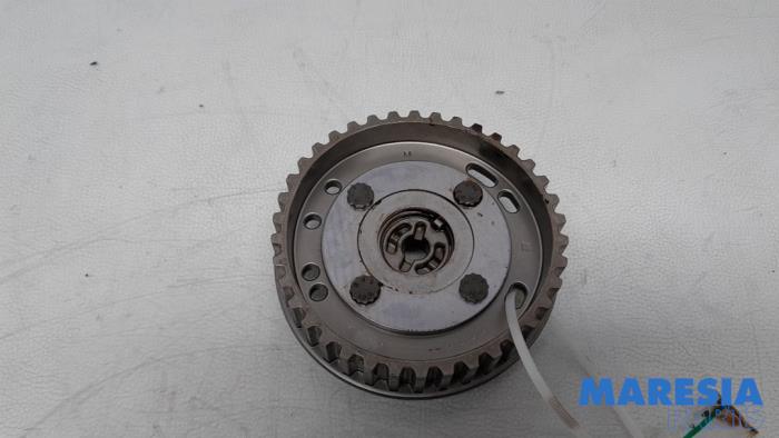 Begagnade Kamaxeldrev Peugeot 308 SW (L4/L9/LC/LJ/LR) 1.2 12V e-THP PureTech 110 Pris € 44,99 Marginaltabell erbjuds av Maresia Parts