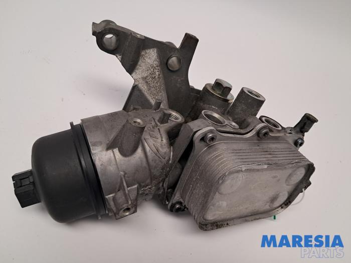 Gebrauchte Ölfiltergehäuse Alfa Romeo Giulietta (940) 1.4 TB 16V MultiAir Preis € 65,00 Margenregelung angeboten von Maresia Parts