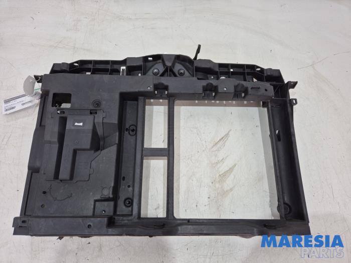 Begagnade Front Citroen C3 (SC) 1.0 Vti 68 12V Pris € 60,00 Marginaltabell erbjuds av Maresia Parts