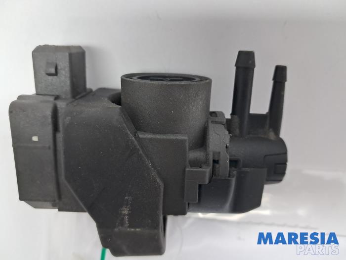 Usagé Régulateur pression turbo Opel Movano 2.3 CDTi 16V RWD Prix € 48,40 Prix TTC proposé par Maresia Parts