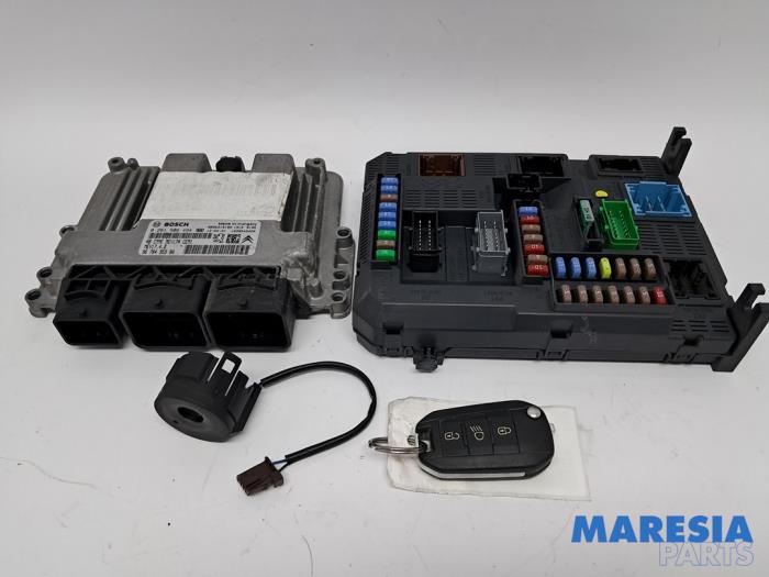 Used Engine management computer Peugeot 208 I (CA/CC/CK/CL) 1.4 16V Price € 249,00 Margin scheme offered by Maresia Parts
