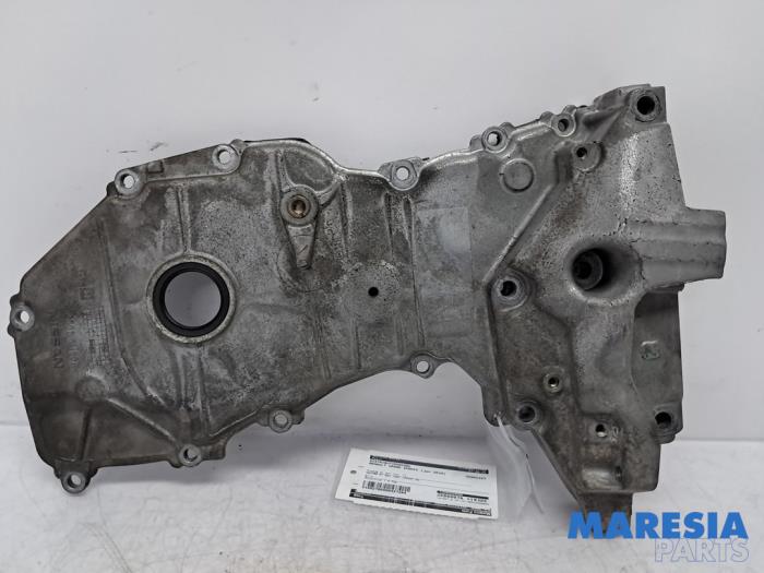 Usagé Couvercle de distribution Renault Grand Scénic III (JZ) 1.4 16V TCe 130 Prix € 53,99 Règlement à la marge proposé par Maresia Parts