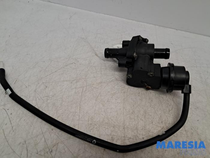 Begagnade Extra vattenpump Renault Twingo III (AH) 1.0 SCe 70 12V Pris € 50,00 Marginaltabell erbjuds av Maresia Parts