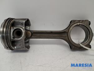 Begagnade Vevstake Renault Megane III Grandtour (KZ) 1.2 16V TCE 115 Pris € 60,00 Marginaltabell erbjuds av Maresia Parts