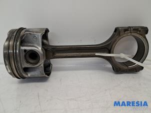 Begagnade Vevstake Renault Megane III Grandtour (KZ) 1.2 16V TCE 115 Pris € 60,00 Marginaltabell erbjuds av Maresia Parts