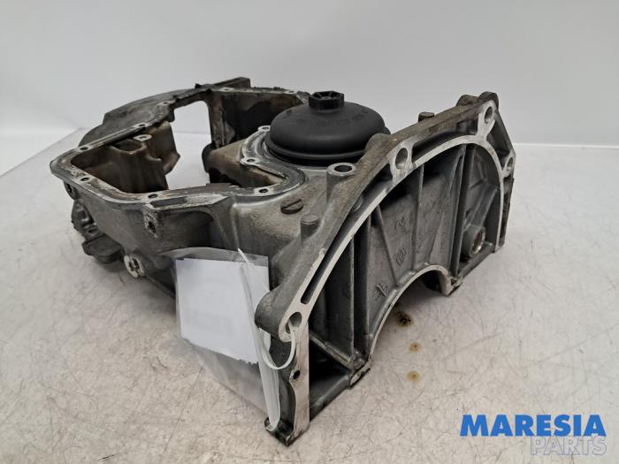 Gebrauchte Ölwanne Renault Megane III Grandtour (KZ) 1.2 16V TCE 115 Preis € 49,95 Margenregelung angeboten von Maresia Parts