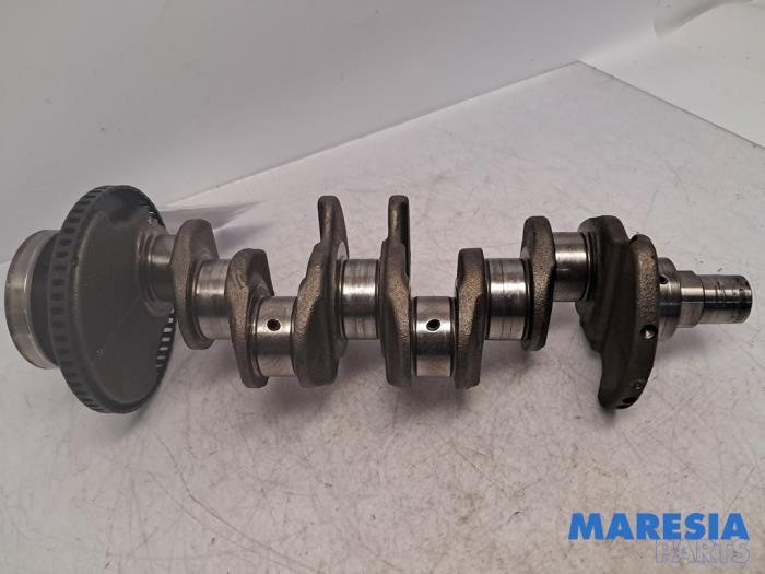 Używane Wal korbowy Alfa Romeo 159 Sportwagon (939BX) 1.8 TBi 16V Cena € 236,25 Procedura marży oferowane przez Maresia Parts