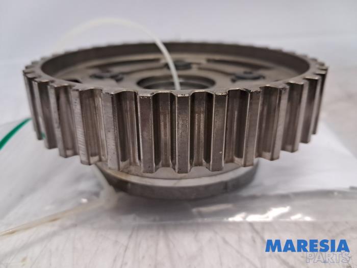 Begagnade Kamaxeldrev Peugeot 208 I (CA/CC/CK/CL) 1.0 Vti 12V PureTech Pris € 35,00 Marginaltabell erbjuds av Maresia Parts