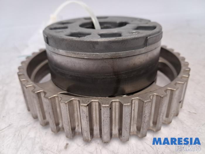 Begagnade Kamaxeldrev Peugeot 208 I (CA/CC/CK/CL) 1.0 Vti 12V PureTech Pris € 34,95 Marginaltabell erbjuds av Maresia Parts