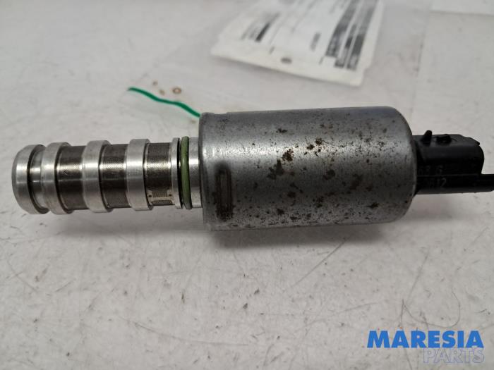 Begagnade Kamaxelsensor Peugeot 208 I (CA/CC/CK/CL) 1.0 Vti 12V PureTech Pris € 29,99 Marginaltabell erbjuds av Maresia Parts