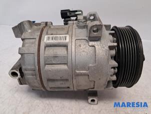 Usagé Compresseur de clim Renault Grand Scénic III (JZ) 2.0 16V CVT Prix € 350,00 Règlement à la marge proposé par Maresia Parts