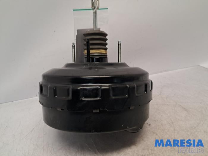 Usagé Servo frein Renault Master III (FV) 2.3 dCi 170 16V FWD Prix € 90,75 Prix TTC proposé par Maresia Parts