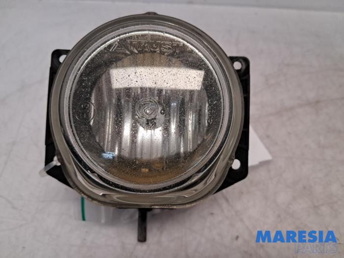 Begagnade Dimljus, höger fram Alfa Romeo 159 Sportwagon (939BX) 1.8 TBi 16V Pris € 25,00 Marginaltabell erbjuds av Maresia Parts