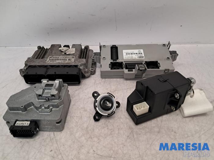 Used Engine management computer Alfa Romeo 159 Sportwagon (939BX) 1.8 TBi 16V Price € 500,00 Margin scheme offered by Maresia Parts