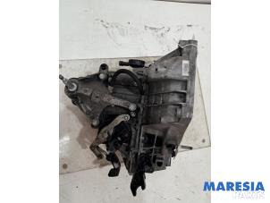 Begagnade Växellåda Renault Clio IV (5R) 0.9 Energy TCE 90 12V Pris € 599,00 Marginaltabell erbjuds av Maresia Parts
