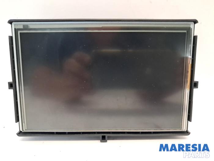 Begagnade Innerdisplay Renault Master III (FV) 2.3 dCi 170 16V FWD Pris € 151,25 Inklusive moms erbjuds av Maresia Parts