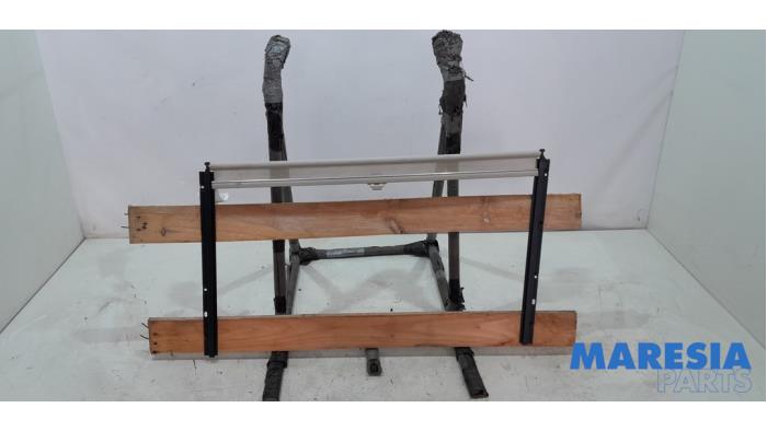 Begagnade Markis Fiat 500 (312) 1.2 Pris € 105,00 Marginaltabell erbjuds av Maresia Parts